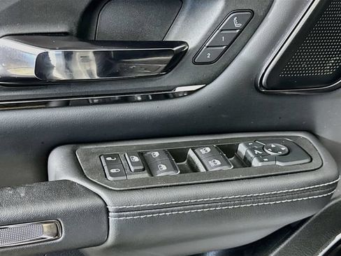 Used 2025 RAM 1500 Limited AWD/4WD image 22