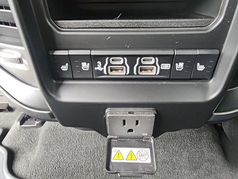 Certified 2020 RAM 1500 Limited image 26