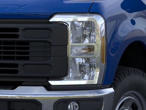 New 2026 Ford F350 XL w/ XL Chrome Package AWD/4WD image 18