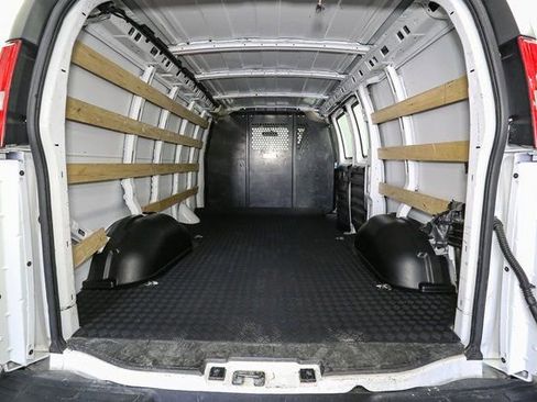 Used 2024 GMC Savana 2500 Work Van w/ Driver Convenience Package image 11