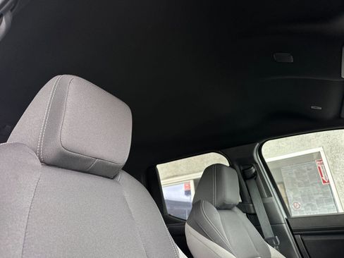 Used 2025 Toyota Tacoma TRD Off-Road image 25