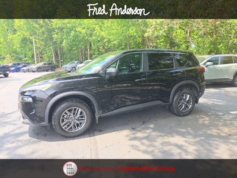 Used 2023 Nissan Rogue S AWD/4WD image 1
