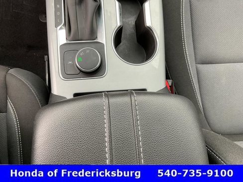 Used 2025 Chevrolet Blazer LT image 42