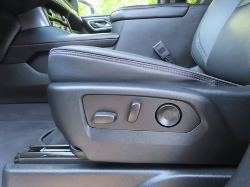 Used 2023 Chevrolet Tahoe RST image 6