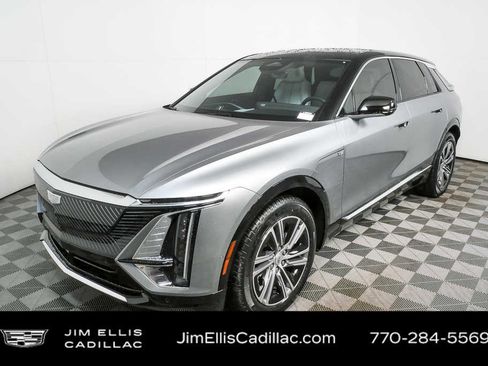 New 2026 Cadillac Lyriq Premium Luxury image 32