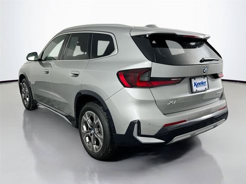 Used 2025 BMW X1 xDrive28i AWD/4WD image 4