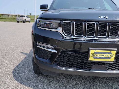 Used 2024 Jeep Grand Cherokee Limited 4xe AWD/4WD image 3