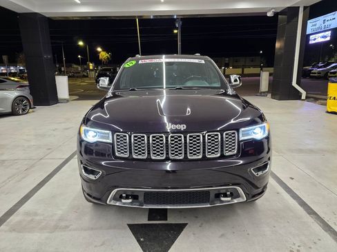 Used 2019 Jeep Grand Cherokee Overland w/ Trailer Tow Group IV image 8