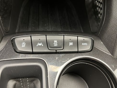 Used 2025 Chevrolet TrailBlazer LT w/ Driver Confidence Package AWD/4WD image 21