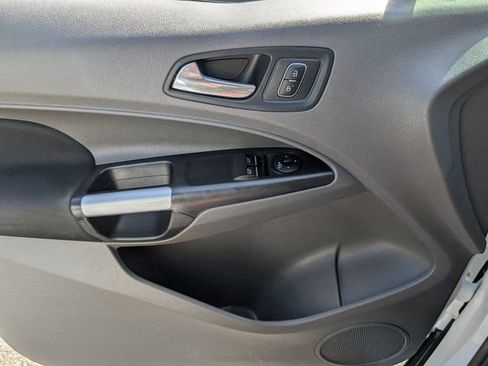 Used 2022 Ford Transit Connect XLT image 33
