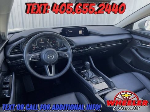 Used 2025 MAZDA MAZDA3 s image 12