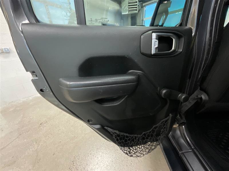 Used 2018 Jeep Wrangler Unlimited Sport AWD/4WD image 18