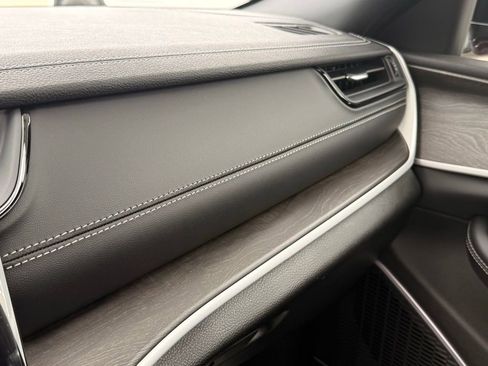 New 2026 Jeep Grand Cherokee Limited image 22