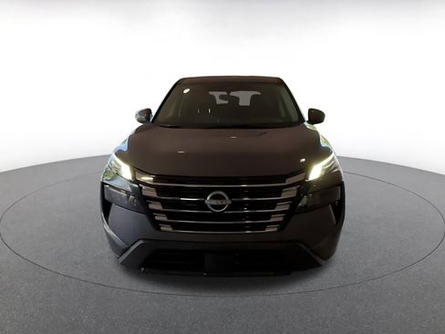 Used 2025 Nissan Rogue SV FWD image 4