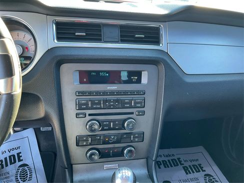 Used 2011 Ford Mustang GT Premium w/ Comfort Pkg image 13