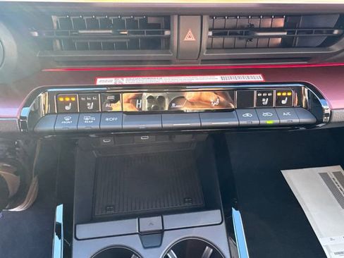 New 2026 Toyota Prius Plug-In Hybrid image 32