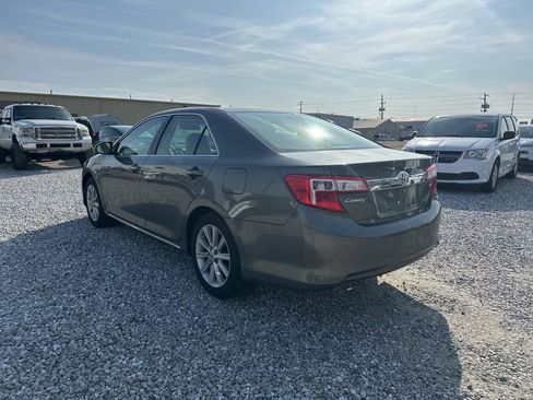 Used 2012 Toyota Camry XLE image 3