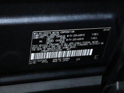 Used 2023 Toyota RAV4 XLE Premium AWD/4WD image 24