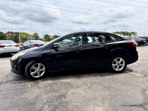 Used 2013 Ford Focus SE FWD image 6