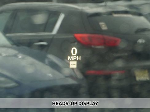 Used 2021 Cadillac Escalade ESV Premium Luxury image 5