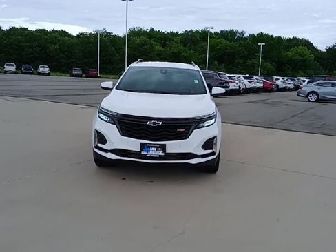 Used 2024 Chevrolet Equinox RS FWD image 3