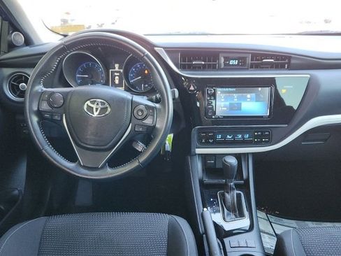 Used 2018 Toyota Corolla iM w/ Carpet Mat Package (TMS) FWD image 13