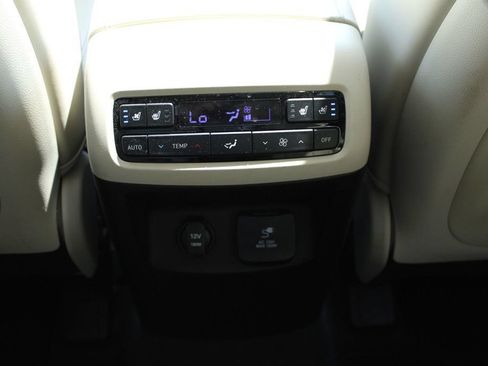 Used 2020 Hyundai Palisade Limited FWD image 34