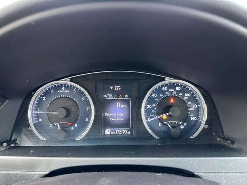 Used 2015 Toyota Camry XLE image 27