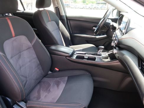 Used 2022 Nissan Sentra SR FWD image 10