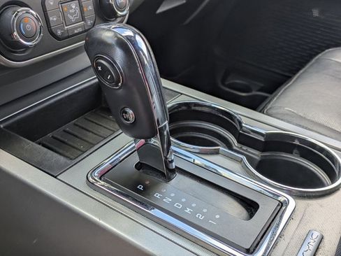 Used 2017 Ford Expedition Limited w/ Equipment Group 301A image 10