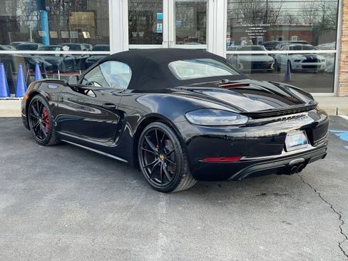 Used 2018 Porsche 718 Boxster GTS image 11