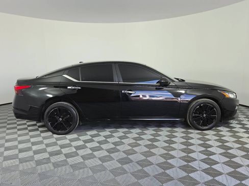 Used 2021 Nissan Altima 2.5 SV AWD/4WD image 8