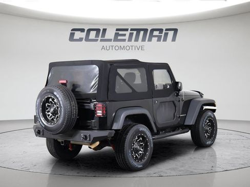 Used 2015 Jeep Wrangler Rubicon image 4