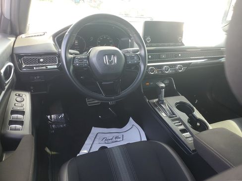 Used 2023 Honda Civic Sport image 8