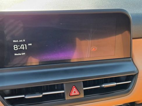 Used 2024 Kia Seltos EX FWD image 20