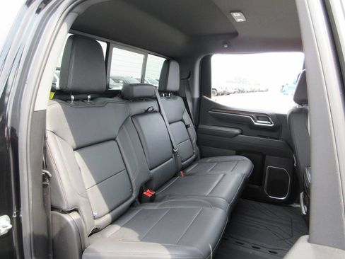 Certified 2025 Chevrolet Silverado 1500 RST w/ Redline Edition AWD/4WD image 25