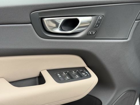 New 2026 Volvo XC60 B5 Core w/ Climate Package image 15