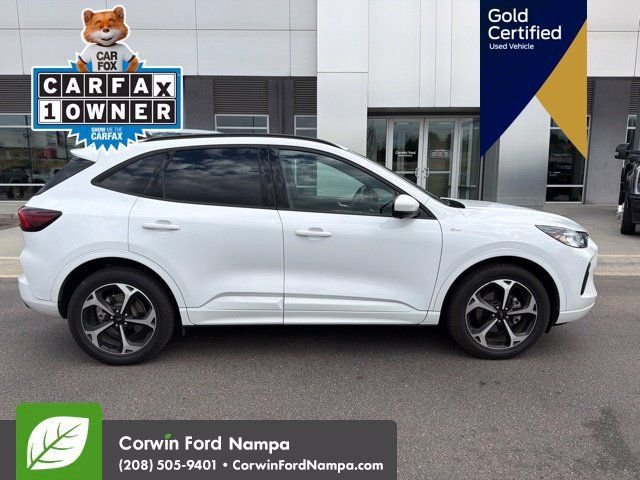 Used 2023 Ford Escape ST-Line Select w/ Tech Pack #2 AWD/4WD image 7