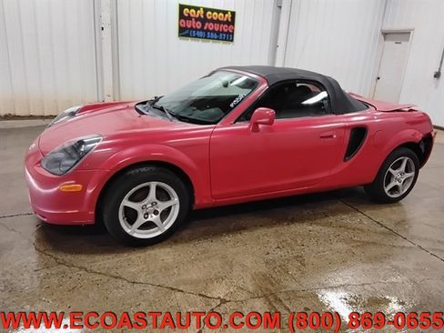 Used 2000 Toyota MR2 RWD image 5