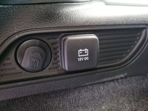 Certified 2022 Jeep Grand Cherokee Summit w/ Advanced Protech Group IV AWD/4WD image 16