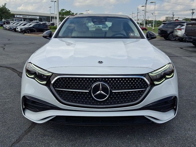 Used 2024 Mercedes-Benz E 350 4MATIC Sedan image 2