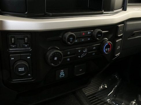 New 2025 Ford F550 4x4 Regular Cab Super Duty image 16