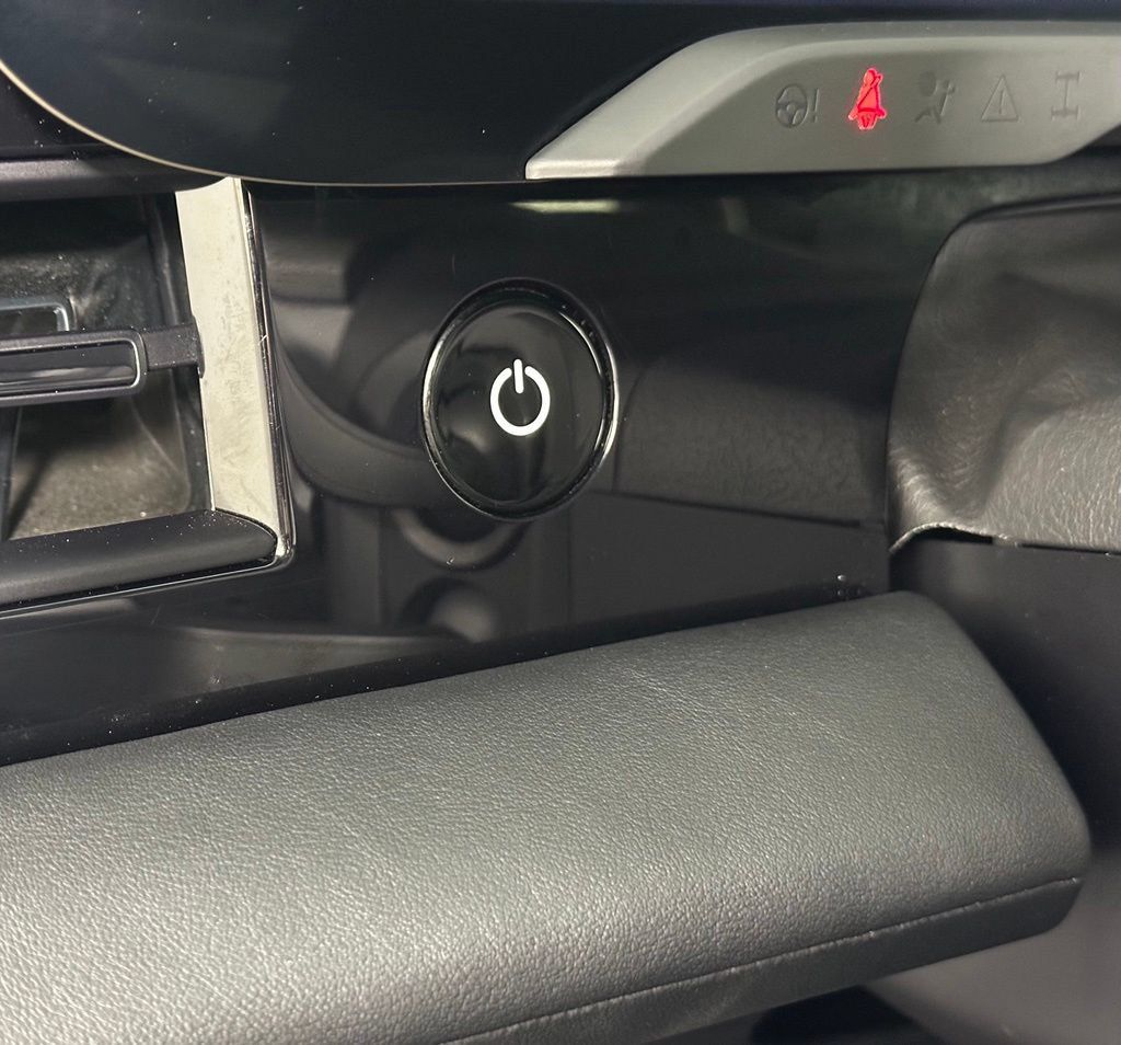 Certified 2021 Porsche Taycan RWD image 28