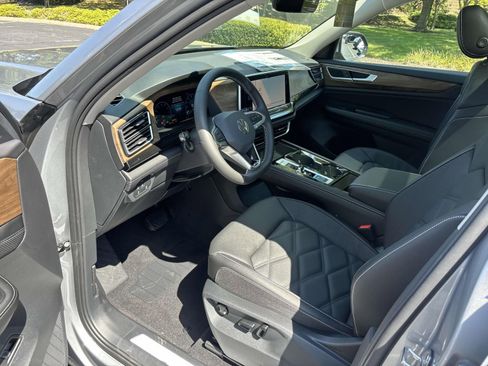 New 2026 Volkswagen Atlas SE image 26