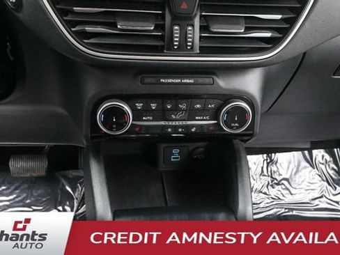 Used 2022 Ford Escape SE w/ SE Sport Appearance Package AWD/4WD image 22