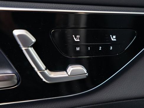 New 2025 Mercedes-Benz GLC 350e GLC 350e image 19