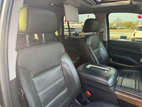 Used 2019 GMC Yukon Denali w/ Denali Ultimate Package AWD/4WD image 56