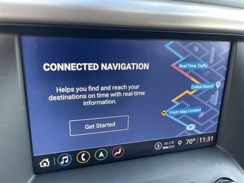 Used 2022 GMC Acadia Denali w/ Denali Ultimate Package image 18