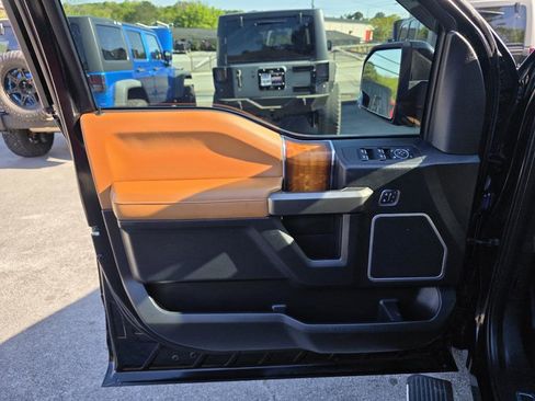 Used 2016 Ford F150 Limited w/ Trailer Tow Package image 20