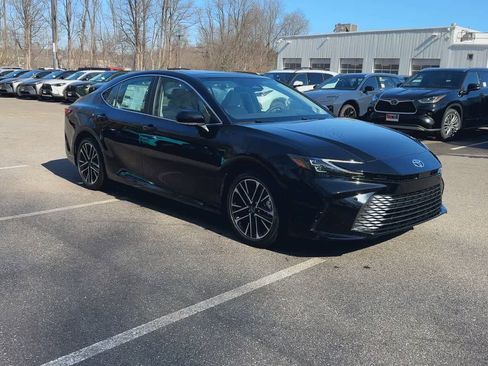 New 2026 Toyota Camry XLE image 2